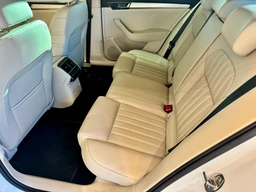 Škoda Superb 2.0 TDi 147 KW DSG 4x4 L&K